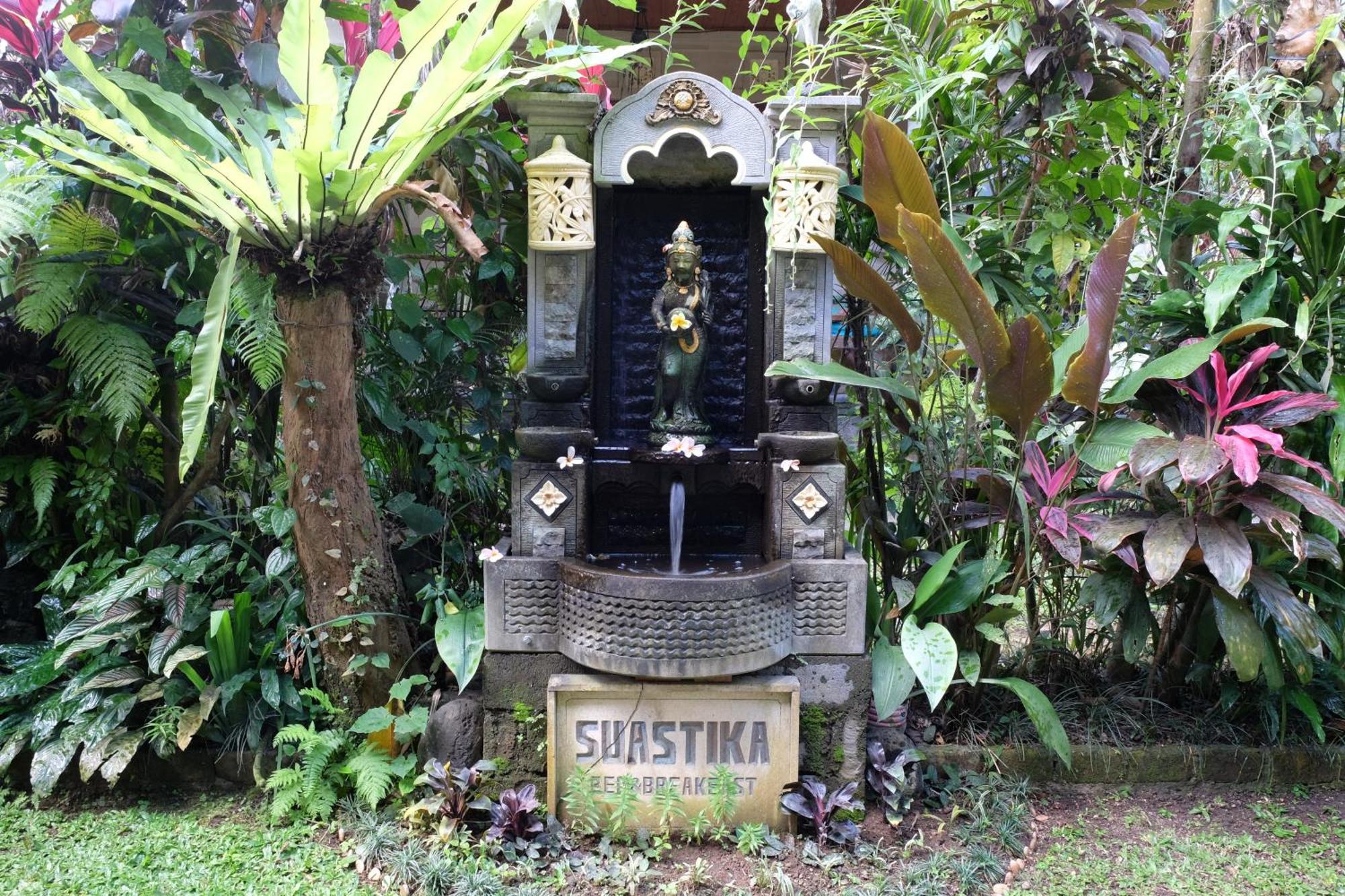 Suastika Guest House Ubud Exterior foto