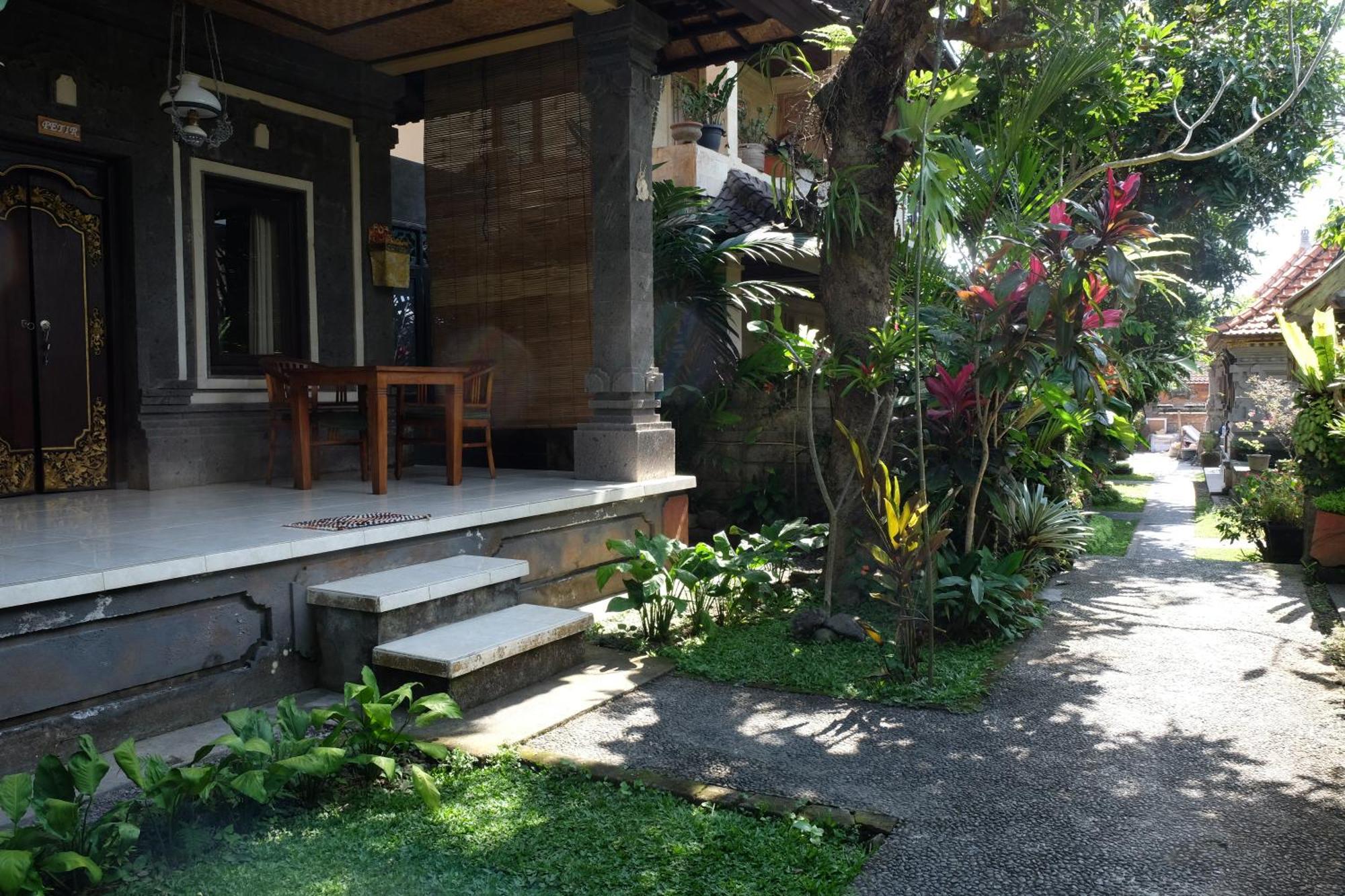 Suastika Guest House Ubud Exterior foto