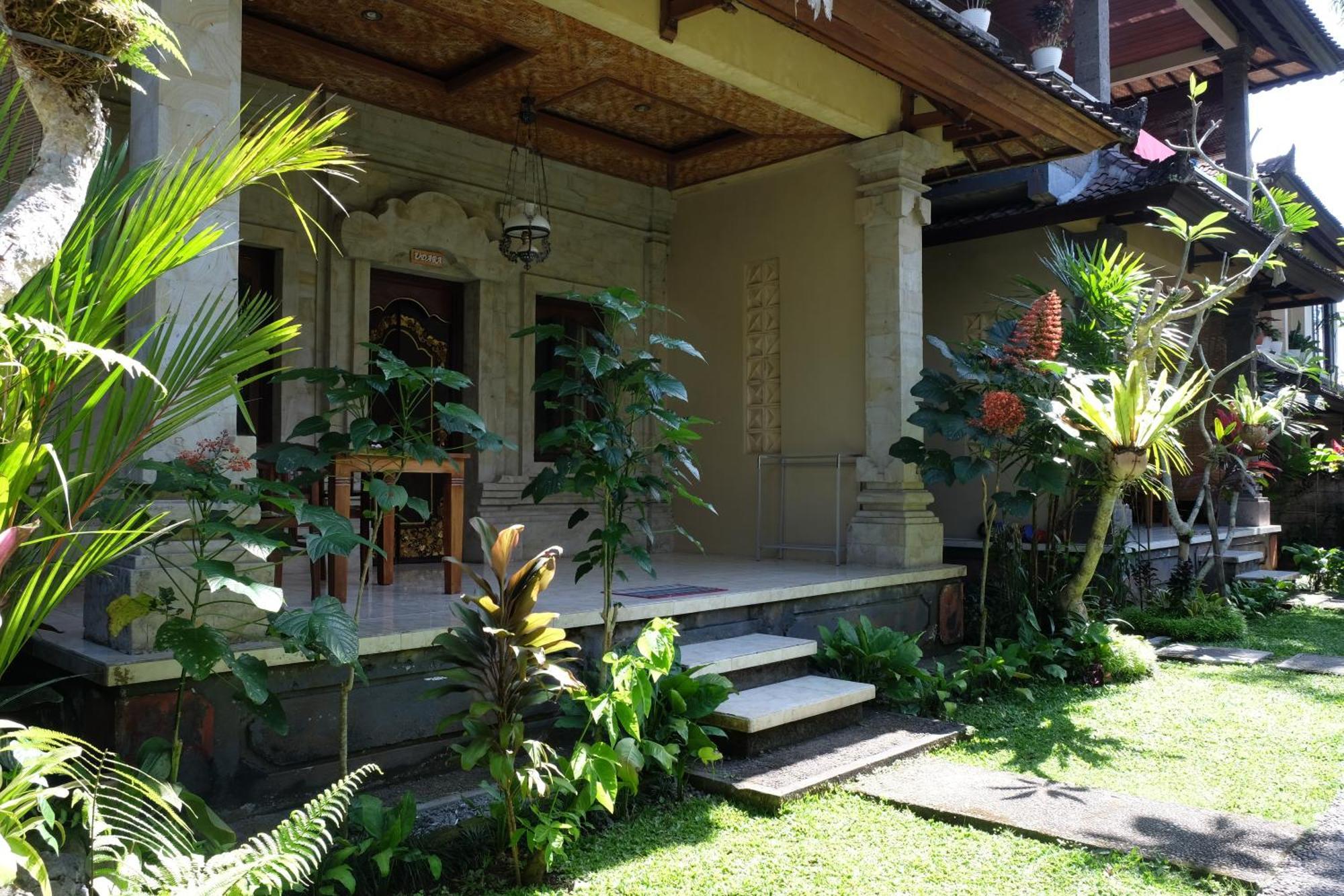 Suastika Guest House Ubud Exterior foto